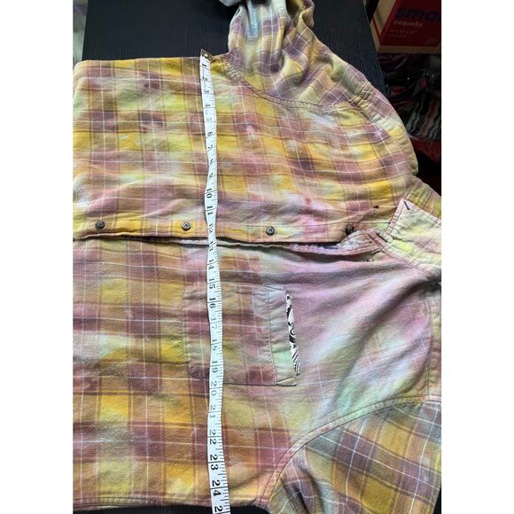 Reworked/upcycled flannel shirt - Picture 8 of 9